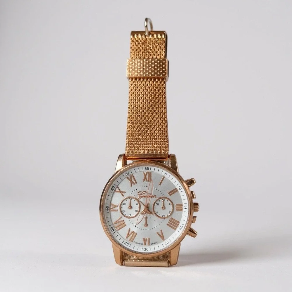 Geneva Women's Watch Rose Gold Tone Silver Dial Quartz Fashion‎ Watch